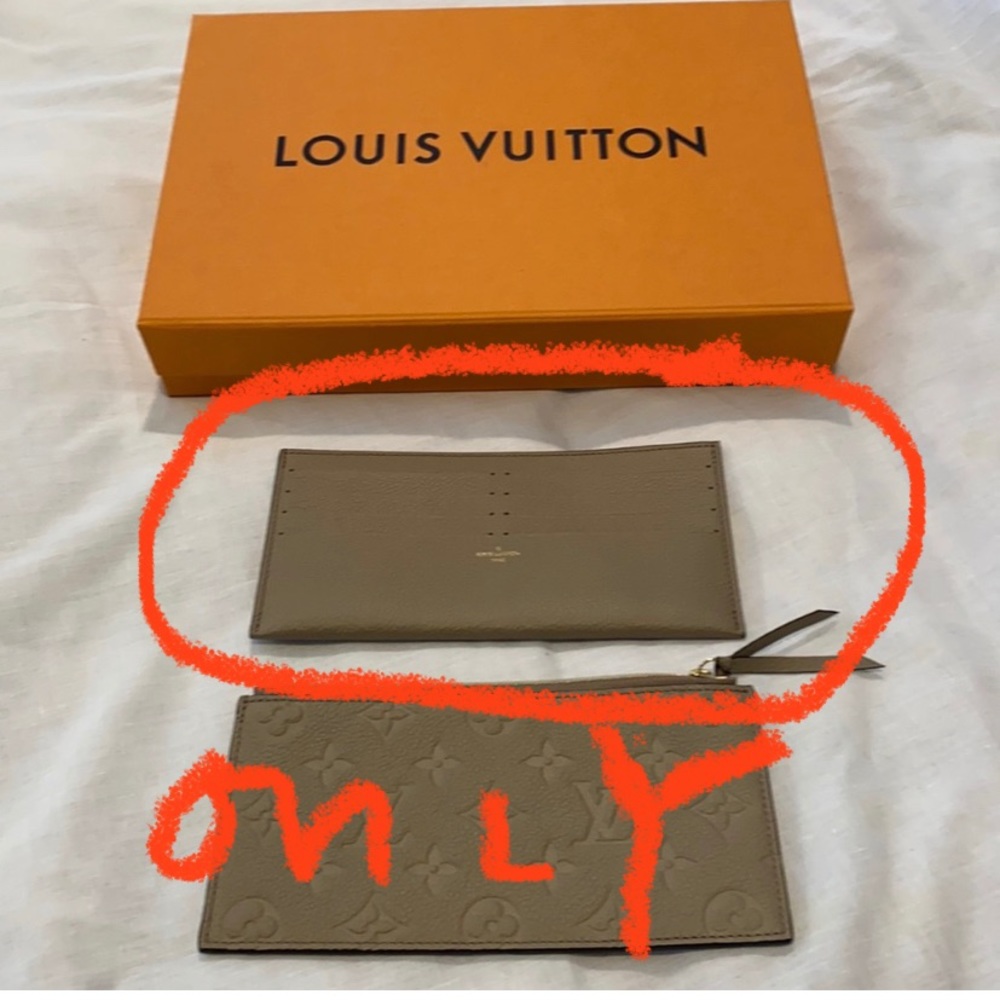 Louis Vuitton Felicie 8-slot card holder